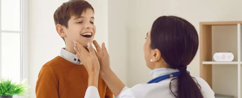 «Уже три года, а он еще не говорит»: Пять тревожных сигналов задержки речевого развития 